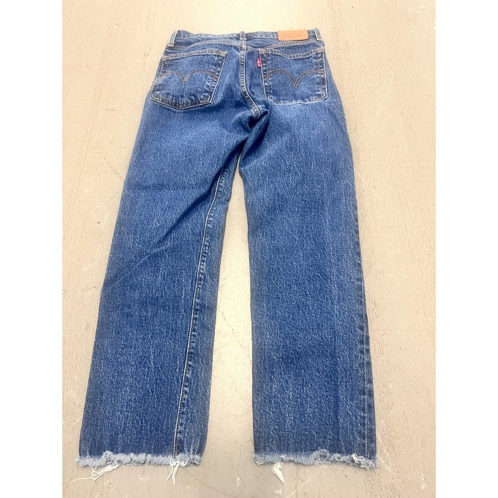 Levi's Premium Wedgie Straight Fit Jeans Women's 25x26 Blue Denim Frayed Hem - Picture 4 of 12